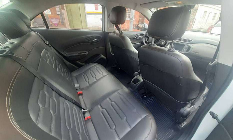 Chevrolet Onix Sedan...