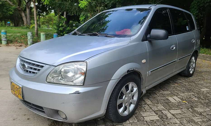 Kia Carens Lx 2007...