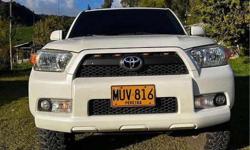 Vendo Toyota 4Runner...