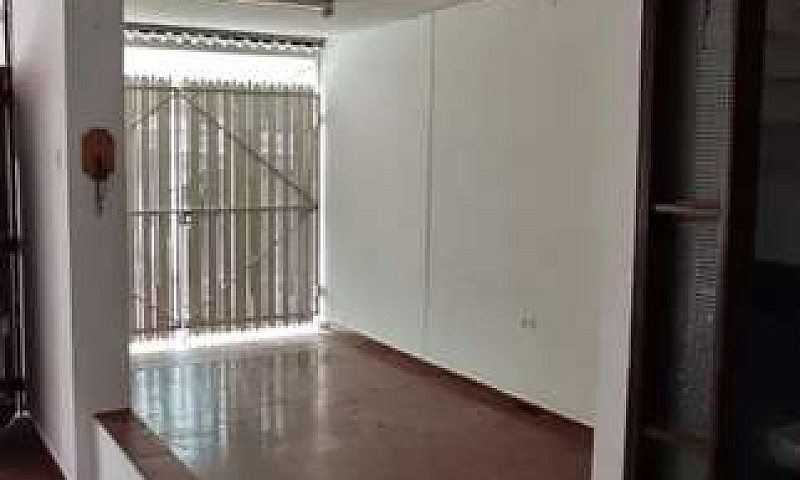 Se Vende Casa Barrio...