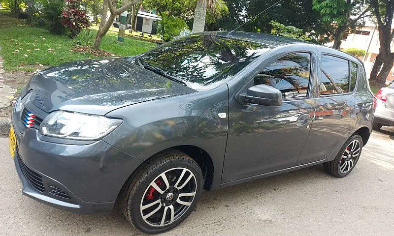 Vendo Sandero 2018...