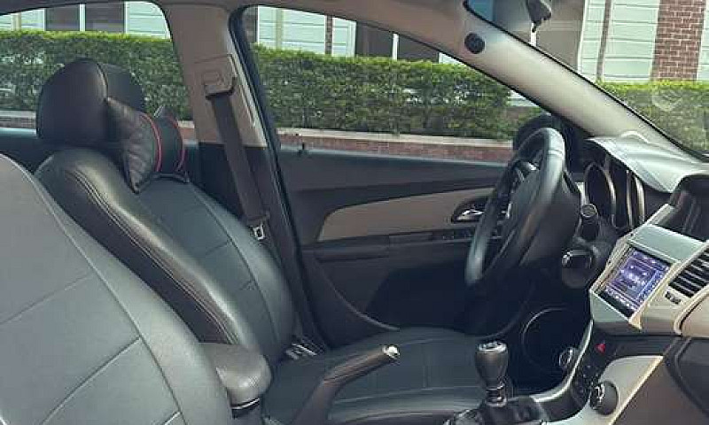 Vendo Chevrolet Cruz...