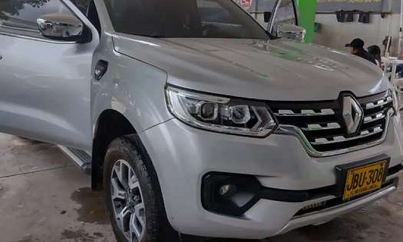 Vendo Camioneta Rena...