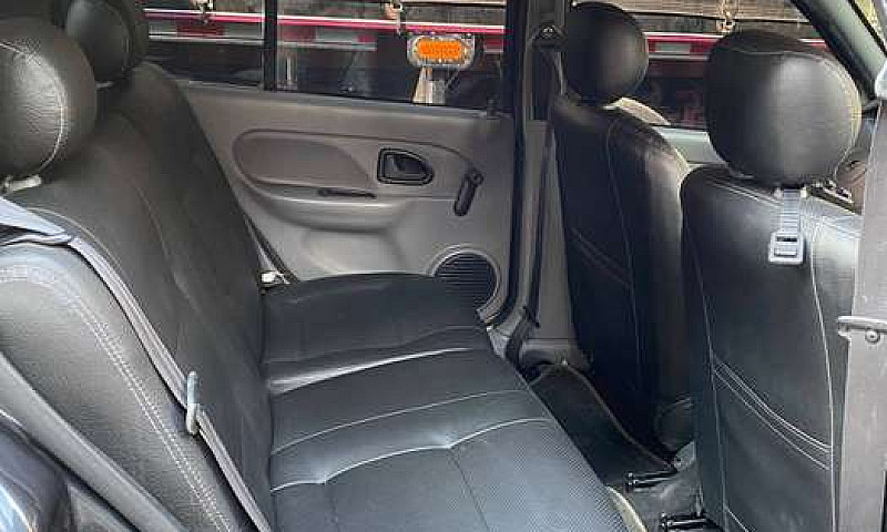 Renault Clio 1.6 Per...