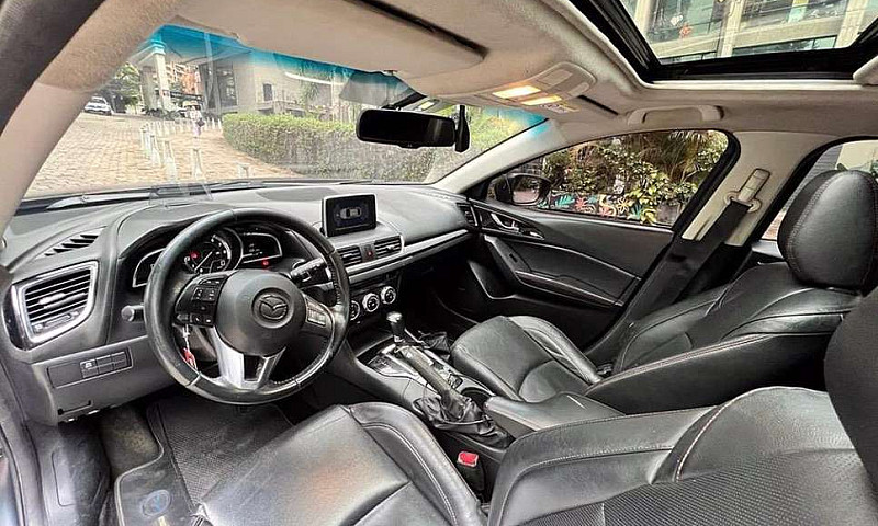 Mazda 3 Grand Tourin...