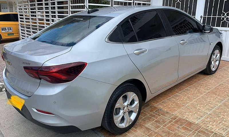 Automovil Onix Premi...
