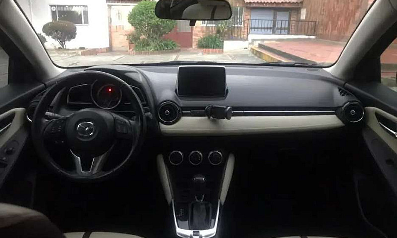 Vendo Mazda 2 Grand ...