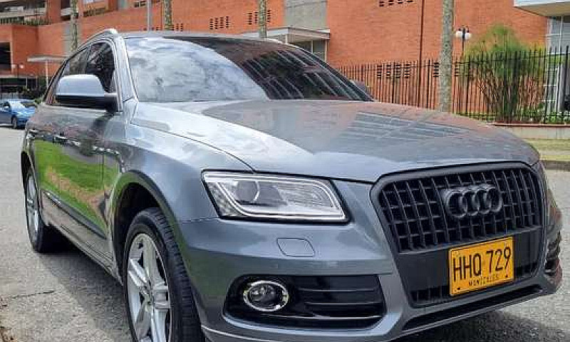 Audi Q5 3.0 T Gasoli...