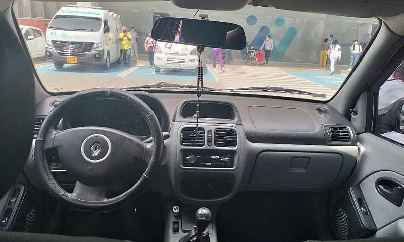 Vendo Renault Clio S...