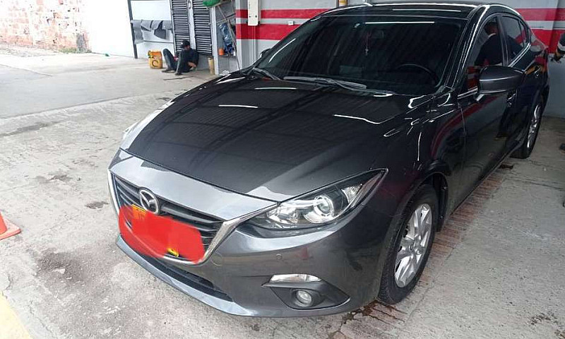 Mazda 3 Touring...