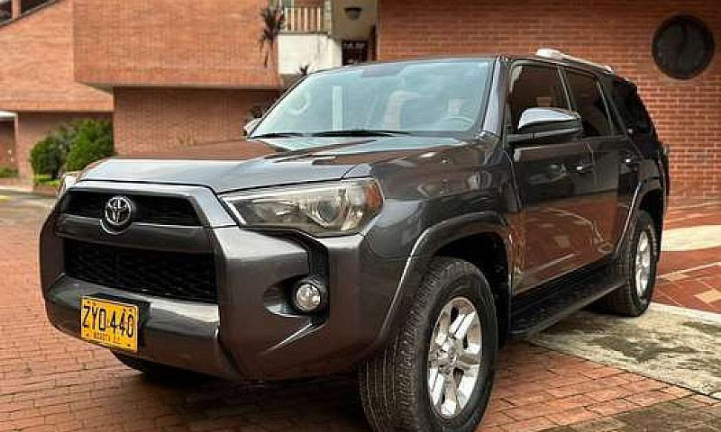 Toyota 4Runner Sr5 4...