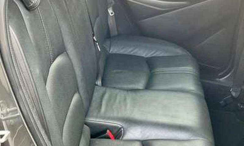 Mazda 2 Touring Refu...