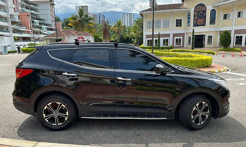 Hyundai Santafe 2014...