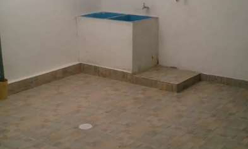 Casa Recién Remodela...