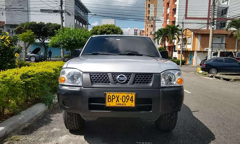 Nissan Frontier 2.4 ...