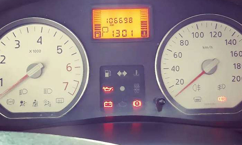 Sandero Automatico 2...