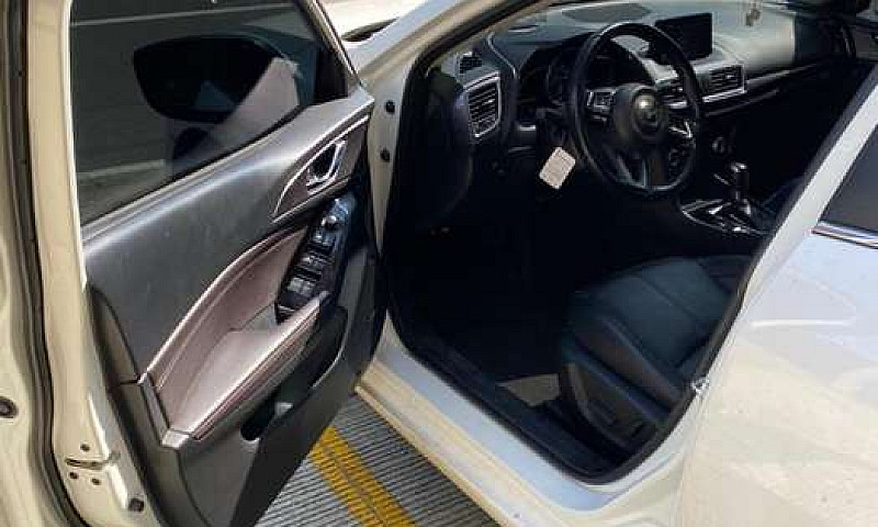 Vendo Mazda 3 Gran T...
