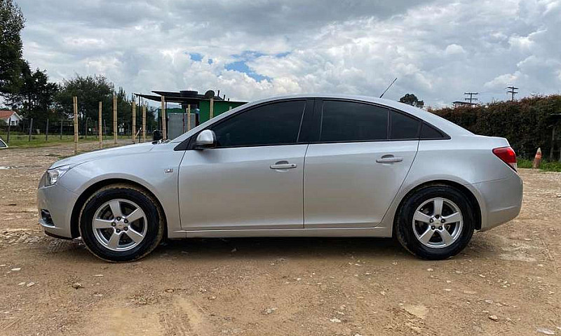 Chevrolet Cruze 2011...