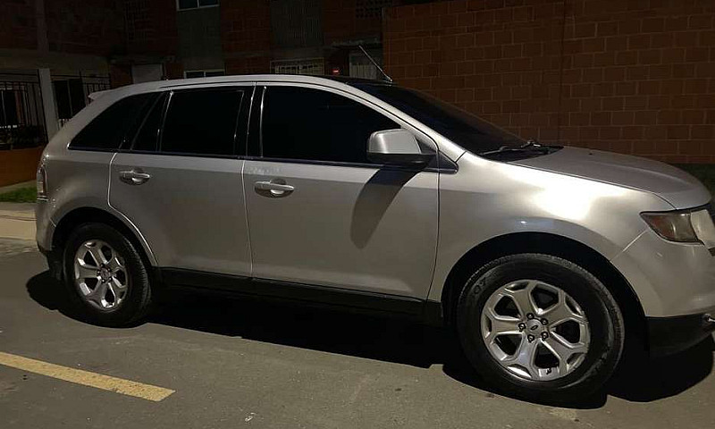 Vendo Ford Edge Herm...