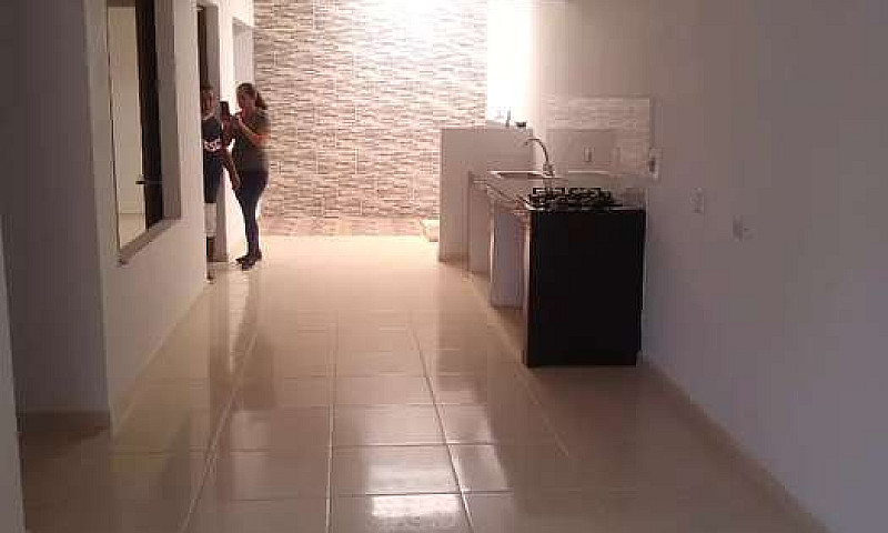 Se Arrienda Casa...
