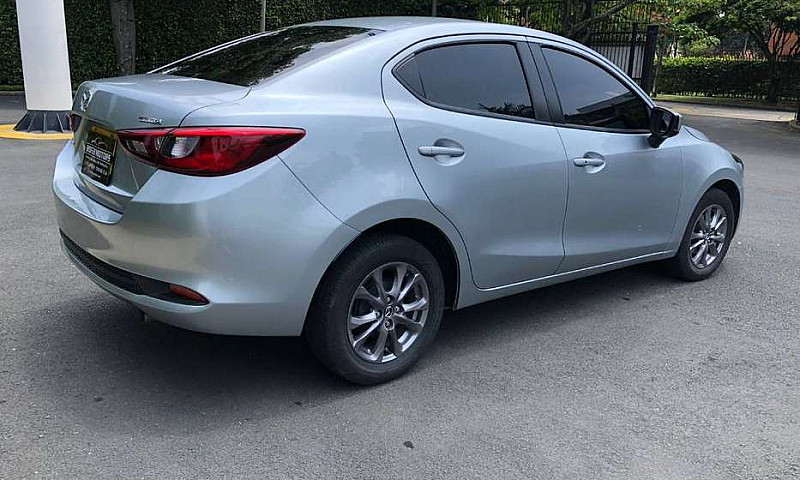 Mazda 2 Touring Mec ...