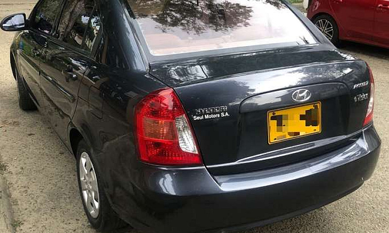 Hyundai Accent Visio...