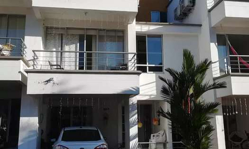 Arriendo Hermosa Cas...