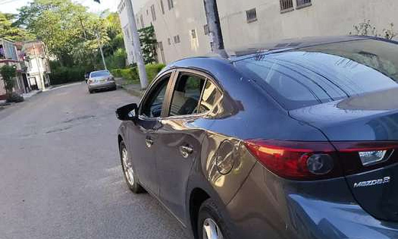 Vendo Mazda 3 Excele...