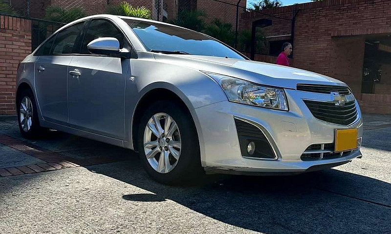 Vendo Chevrolet Cruz...