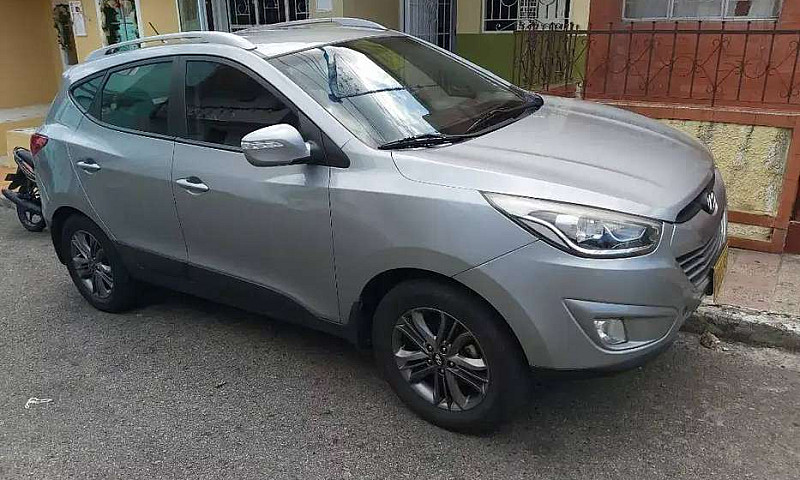 Hyundai Tucson Ix-35...