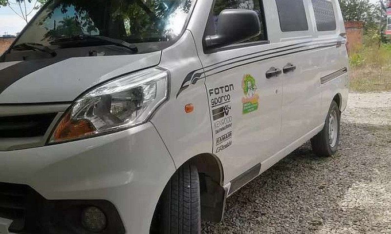 Foton Cargo Van...