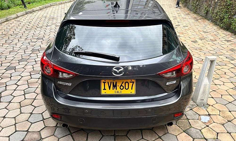 Mazda 3 Grand Tourin...