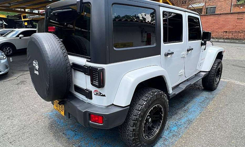 Jeep Wrangler Unlimi...