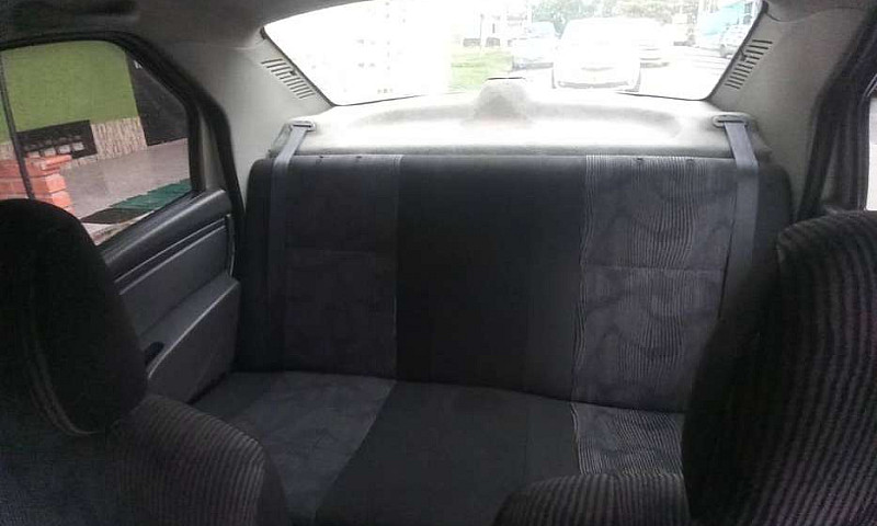 Renault Logan Famili...