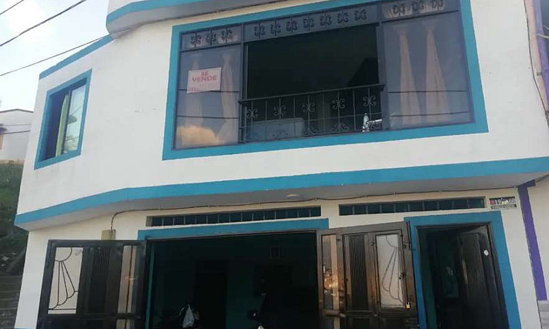 Se Vende Casa...