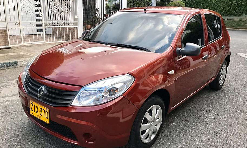 Renault Sandero 2012...