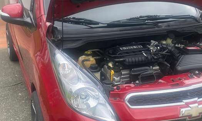 Vendo Spark Gt 2015...