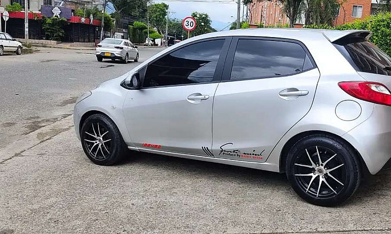 Mazda 2 En Excelente...