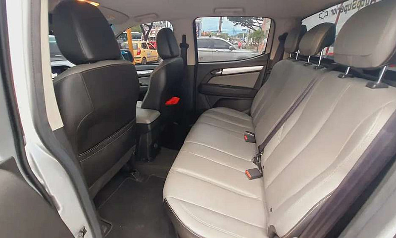 Chevrolet Colorado...
