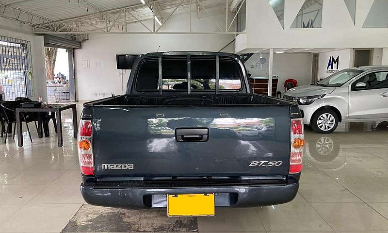 Mazda Bt 50 2013 4X2...