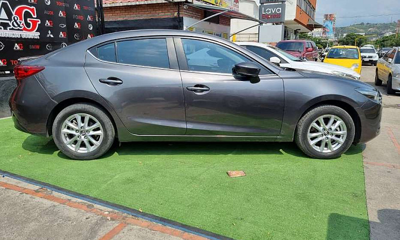 Mazda 3 Touring At M...