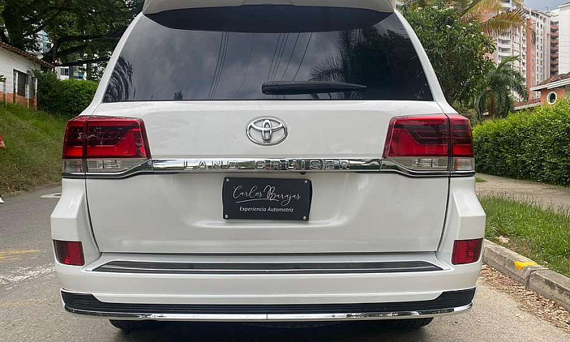 Toyota Land Cruiser ...