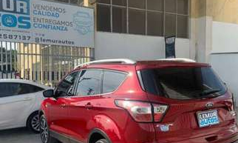 Ford Escape Titanium...