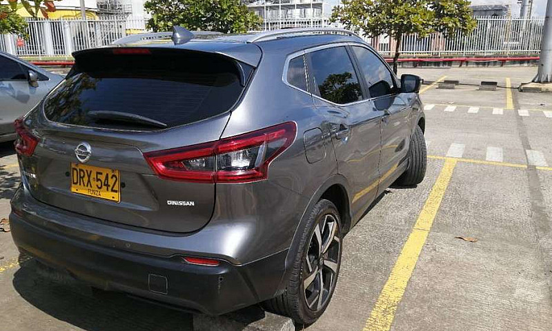Nissan Qashqai Exclu...