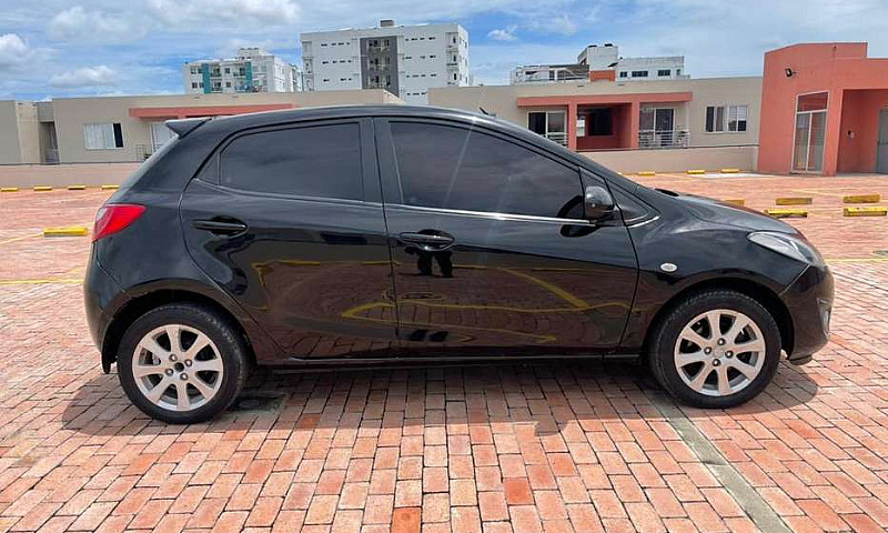 Se Vende Mazda 2 Aut...