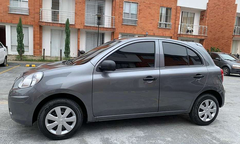 Nissan March Active ...