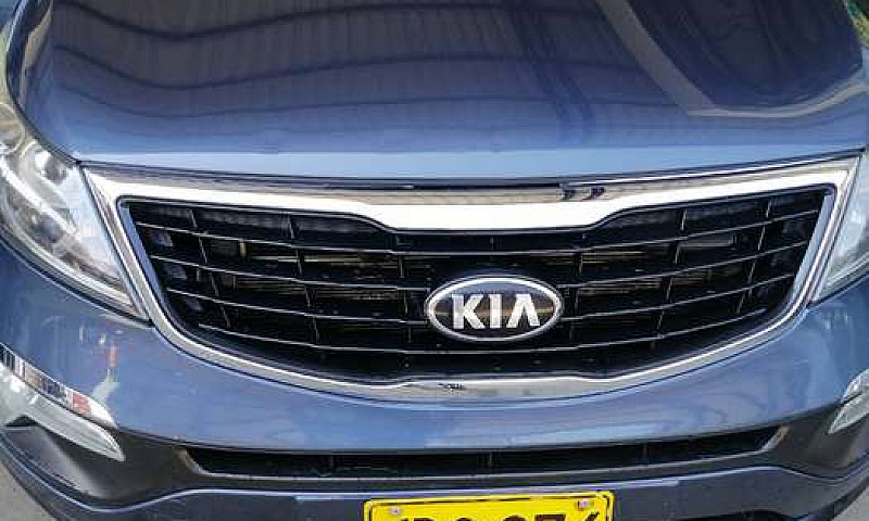 Kia Sportage  Revolu...