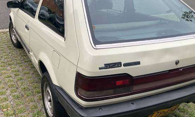 Vendo Automóvil Coup...