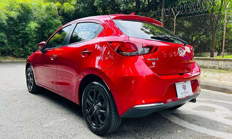 Mazda 2 Grand Tourin...