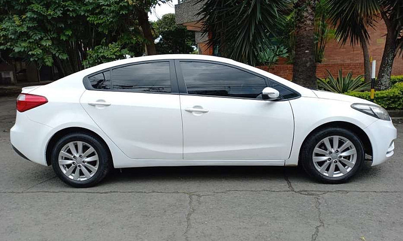 Kia Cerato Pro 2016 ...